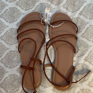 NWT Old Navy Brown Strap Sandals